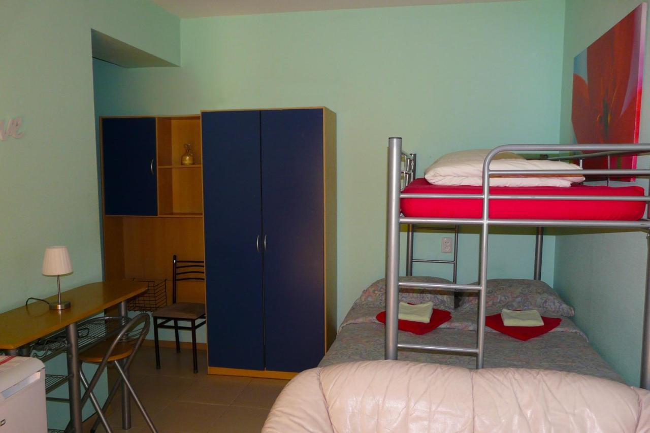 Why Me Eco-Friendly Hostel Tbilisi ภายนอก รูปภาพ