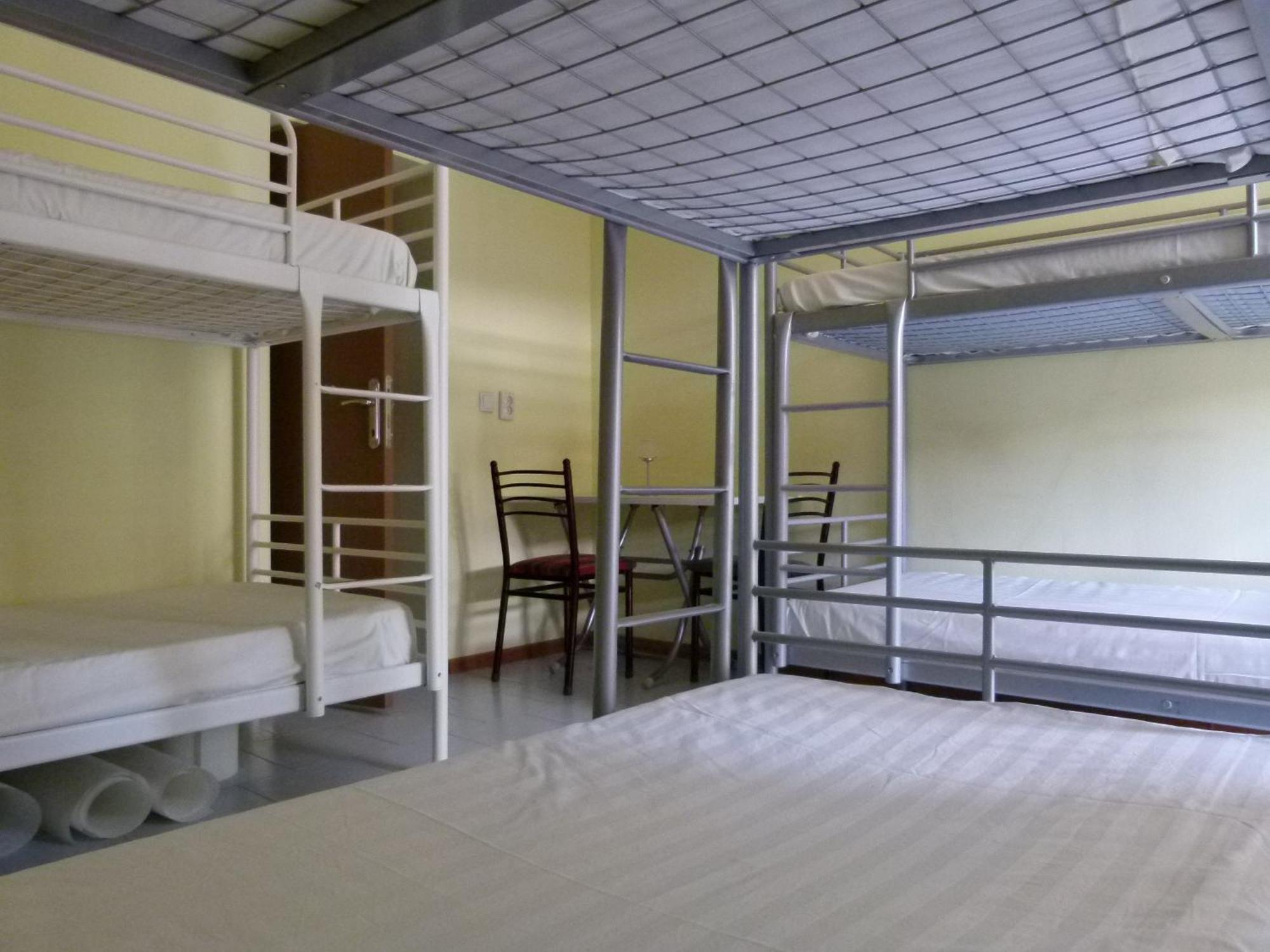 Why Me Eco-Friendly Hostel Tbilisi ภายนอก รูปภาพ