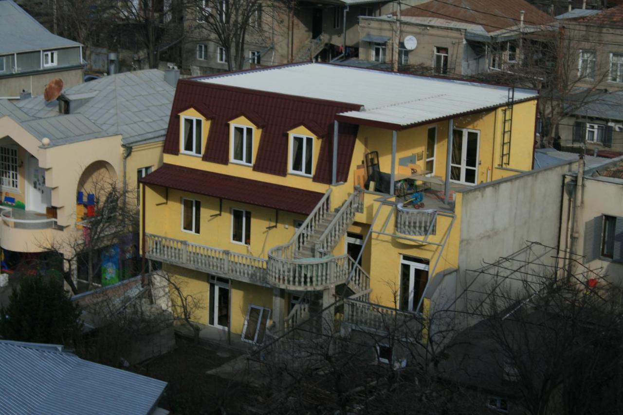 Why Me Eco-Friendly Hostel Tbilisi ภายนอก รูปภาพ