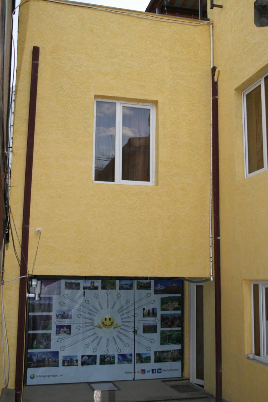 Why Me Eco-Friendly Hostel Tbilisi ภายนอก รูปภาพ